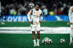 龙赛罗:罗德里戈仍想留在皇马证明自己,若出场不多可能考虑转会