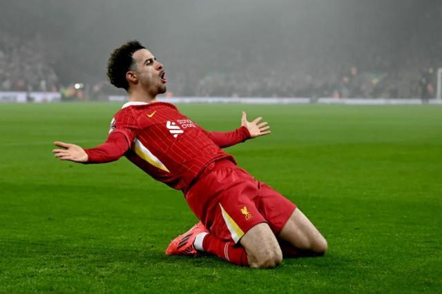 1735270128074020221.jpg 英雄联盟全球总决赛官网平台-诸强翻车夜唯红军逆转,“谦逊”的利物浦挡不住!