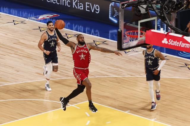 1734762679748099704.png 总决赛直播-全明星正赛改制詹姆斯怎么看:“三分球太XX多了!”