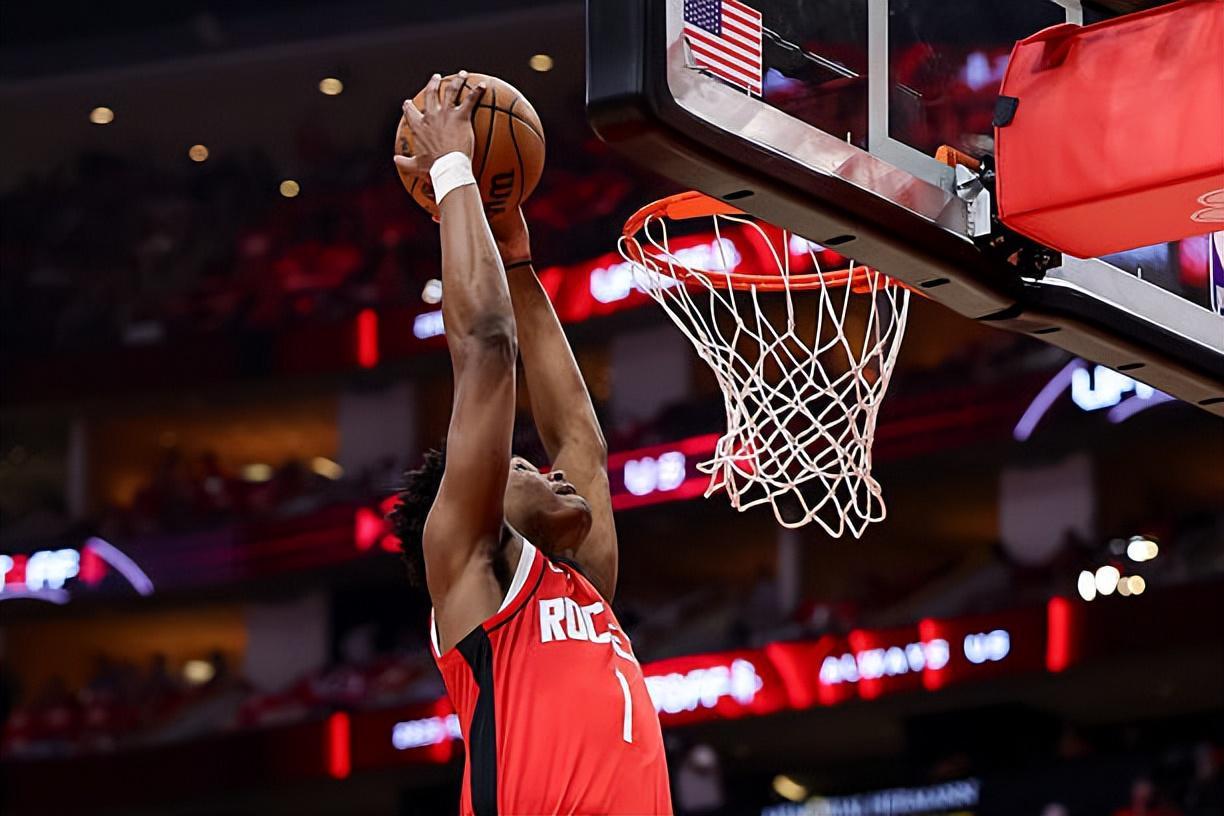 官网赛程查询-火箭内线支柱:阿门不仅天赋异禀,而且他还是一名非常勤奋的球员