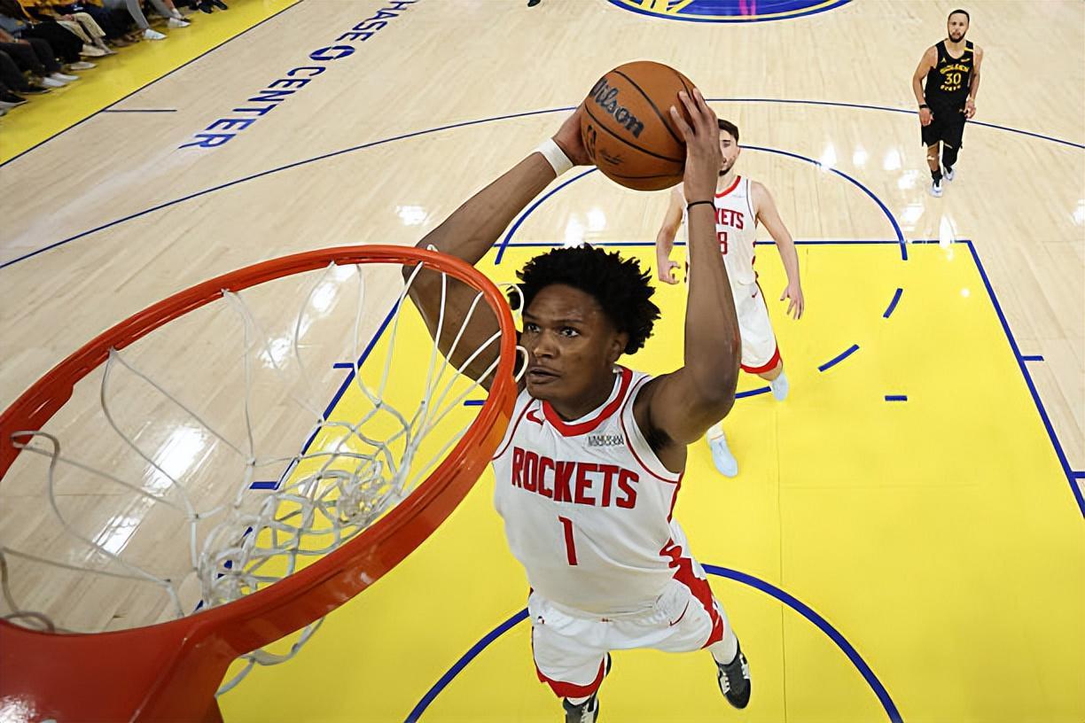 官网赛程查询-火箭内线支柱:阿门不仅天赋异禀,而且他还是一名非常勤奋的球员