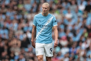 总决赛直播-曼晚评分:特拉福德8分&努内斯4分,哈兰德罗德里等多人6分