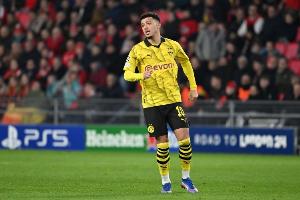 记者:多特未考虑签回桑乔和与其对话,不认为他愿为回归大幅降薪