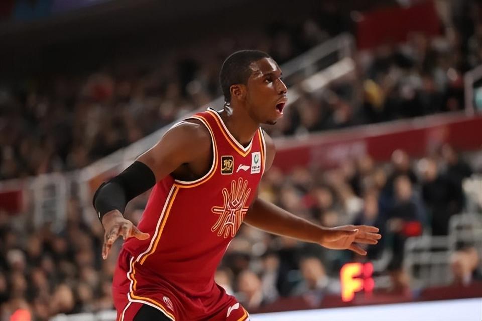 赛事入口-广厦队接近签回功勋大外援，他在本赛季的NBL赛场表现相当不错？